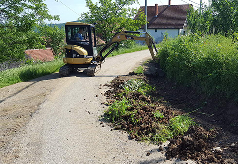 CAT 303 CR